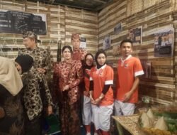 Dari Piala Dunia 1938 untuk Indonesia Emas 2045, Cara Kreatif DPPPAKB Lamongan Edukasi Warga
